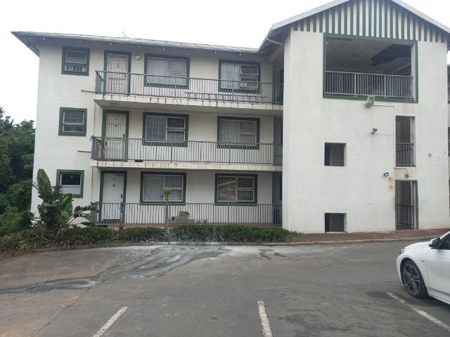 2 Bedroom Apartment To Let in Bellair