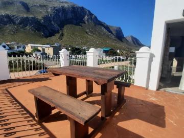 Cape Hangklip, Western Cape - Grill, Garden