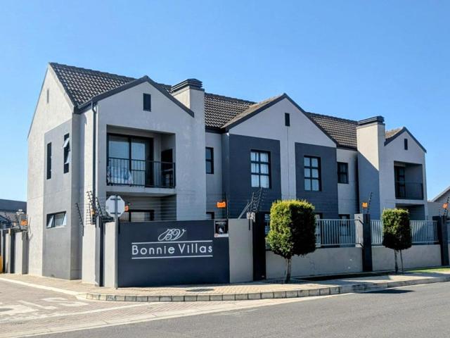 2 Bedroom Apartment To Let in Bonnie Brae