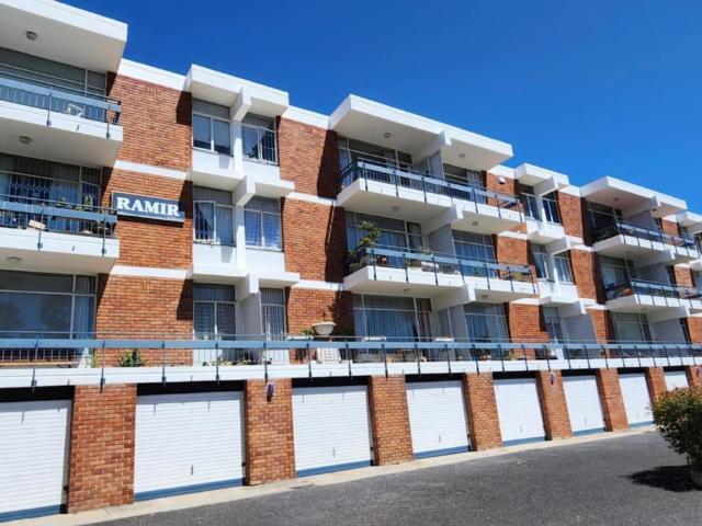 2 Bedroom Apartment To Let in Boston