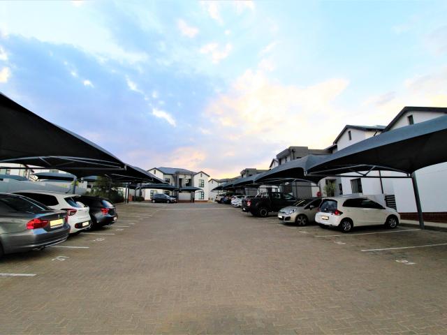 2 Bedroom Apartment To Let in Broadacres