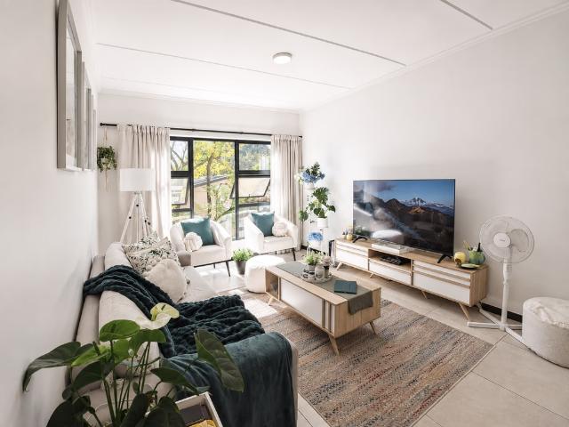 2 Bedroom Apartment To Let in Bryanston
