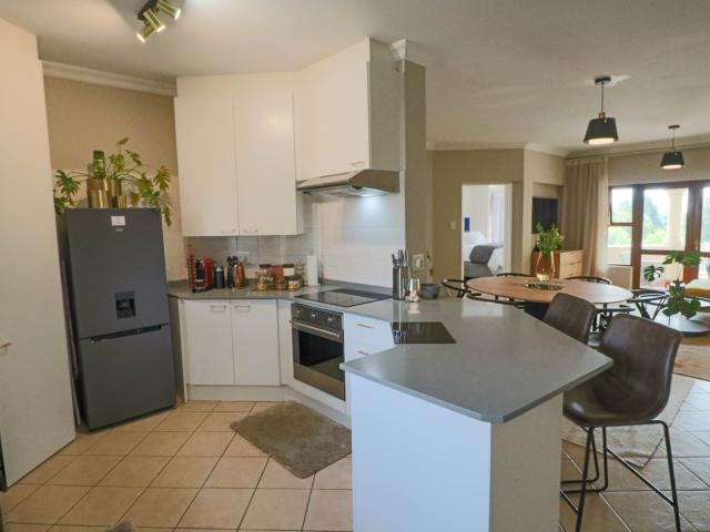 2 Bedroom Apartment To Let in Bryanston