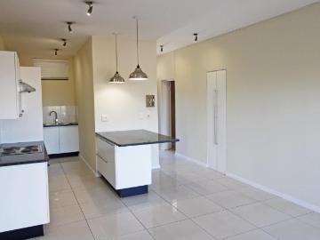 2 Bedroom Apartment To Let in Bryanston West