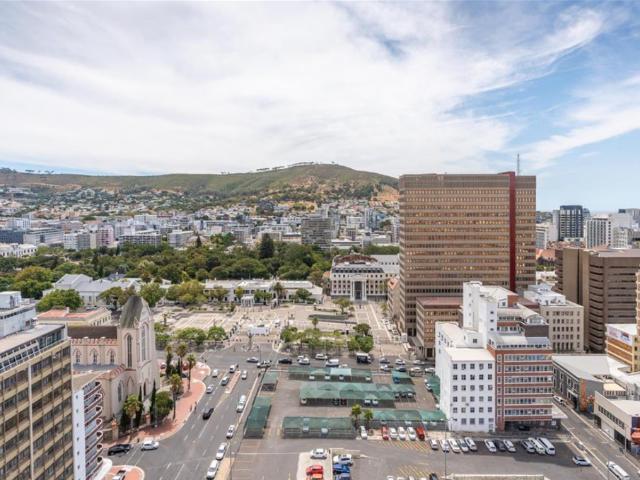 2 Bedroom Apartment To Let in Cape Town City Centre