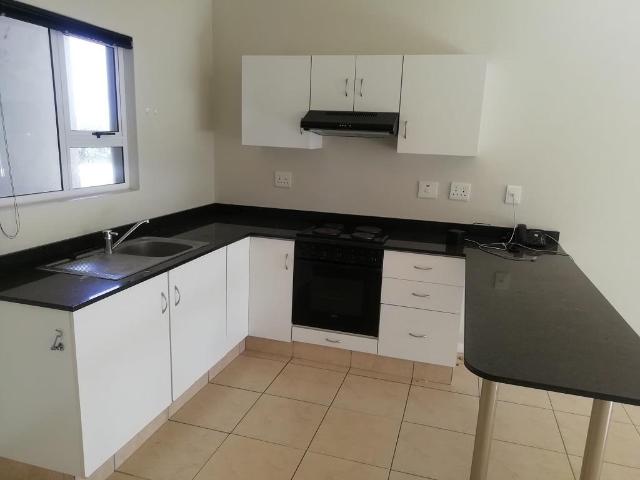 2 Bedroom Apartment To Let in Compensation Beach