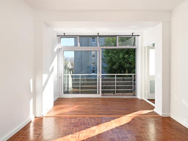2 Bedroom Apartment To Let in Claremont Upper | LIONLEAD Real Estate