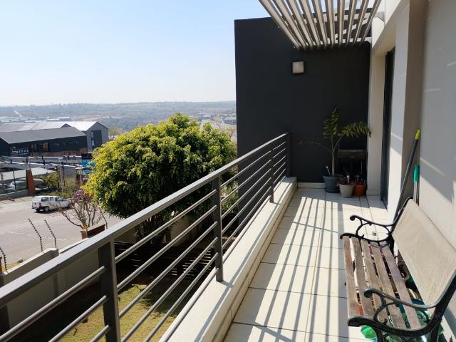2 Bedroom Apartment To Let in Dainfern