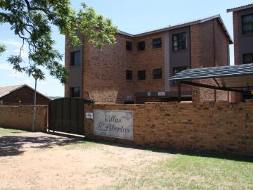 2 Bedroom Apartment To Let in Die Heuwel