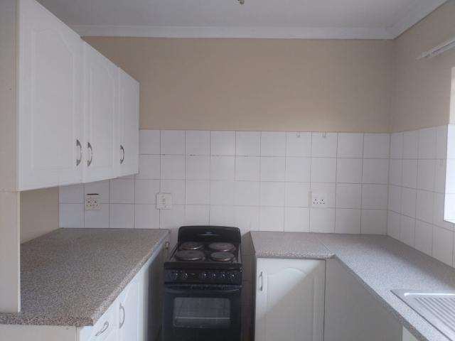 2 Bedroom Apartment To Let in Doornpoort