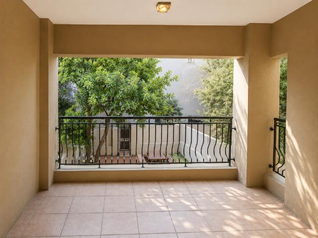 2 Bedroom Apartment To Let in Douglasdale