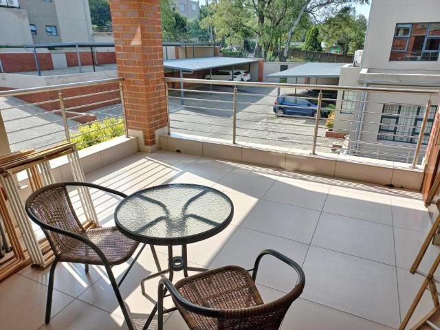 2 Bedroom Apartment To Let in Edenburg