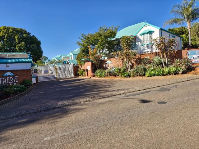 2 Bedroom Apartment To Let in Faerie Glen