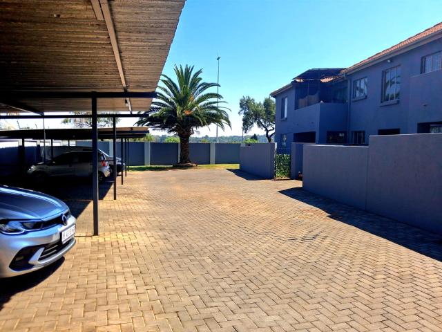 2 Bedroom Apartment To Let in Fairland
