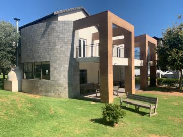 2 Bedroom Apartment To Let in Fourways