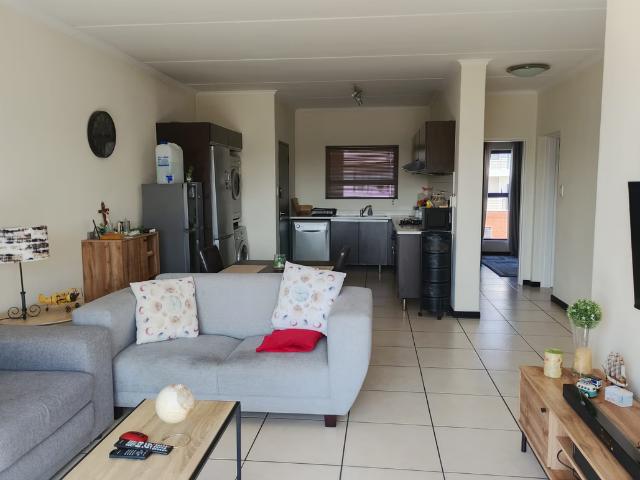 2 Bedroom Apartment To Let in Fourways