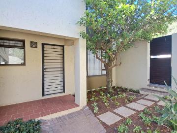 2 Bedroom Apartment To Let in Fourways