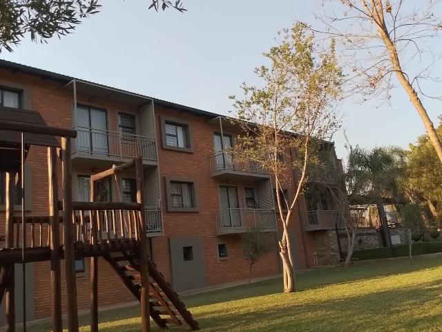 2 Bedroom Apartment To Let in Florauna