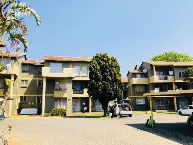 2 Bedroom Apartment To Let in Florida
