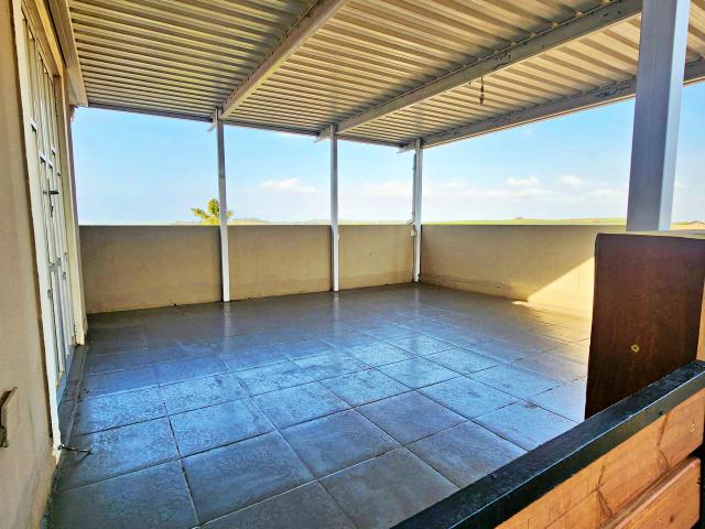 2 Bedroom Apartment To Let in Flamingo Heights