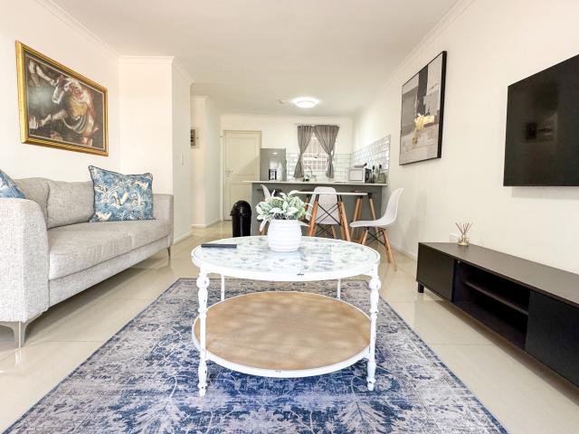 2 Bedroom Apartment To Let in Gardens