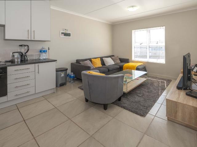 2 Bedroom Apartment To Let in Haasendal