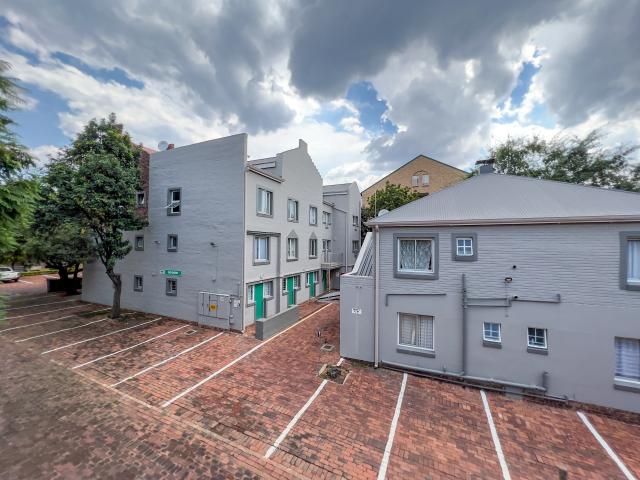 2 Bedroom Apartment To Let in Hatfield