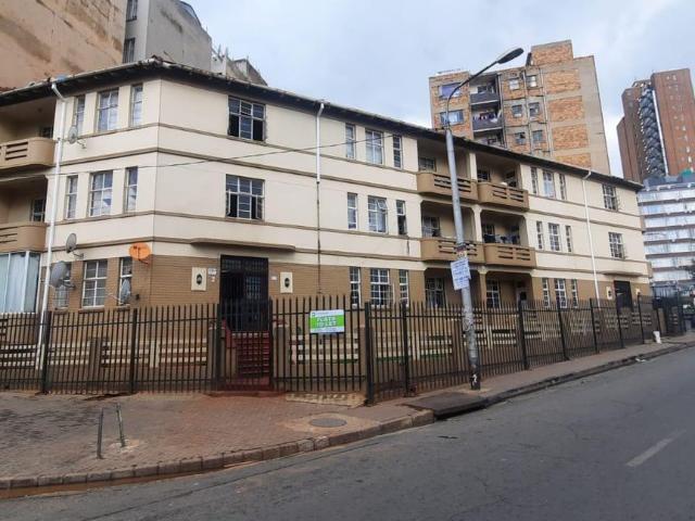 2 Bedroom Apartment To Let in Hillbrow