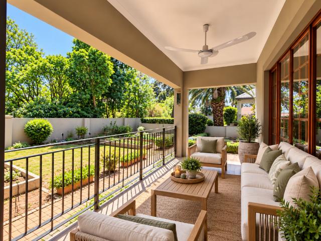 2 Bedroom Apartment To Let in Houghton Estate
