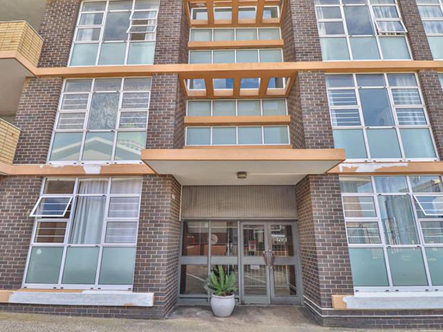 2 Bedroom Apartment To Let in Humewood