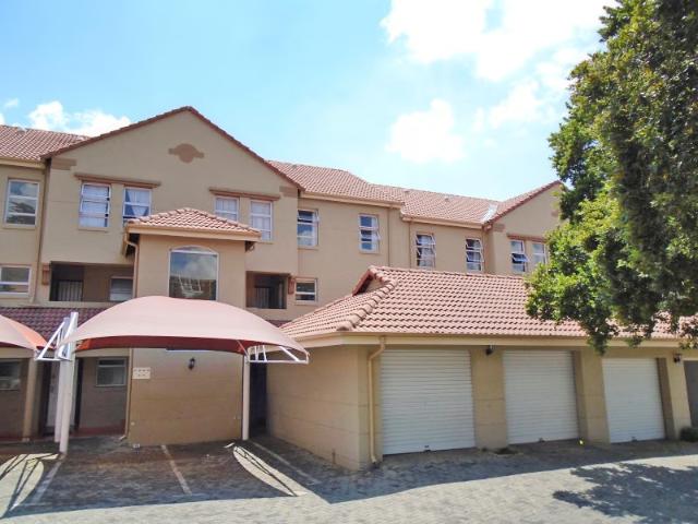 2 Bedroom Apartment To Let in Illovo