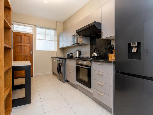 2 Bedroom Apartment To Let in Illovo