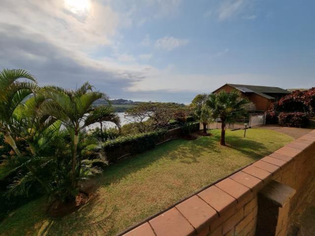 2 Bedroom Apartment To Let in Illovo Beach