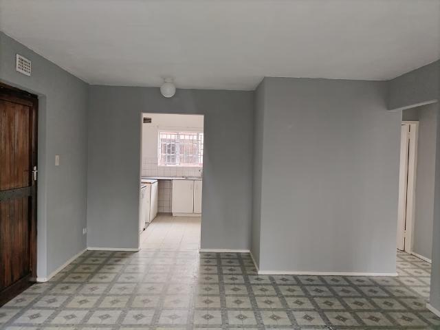 2 Bedroom Apartment To Let in Isipingo Rail