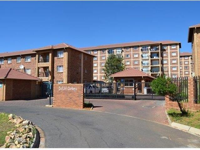 2 Bedroom Apartment To Let in Karenpark