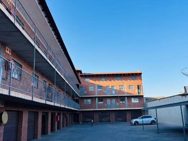 2 Bedroom Apartment To Let in Kempton Park Central