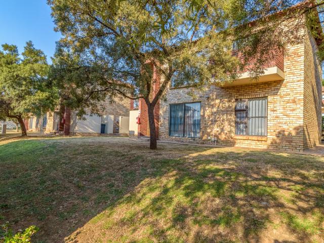 2 Bedroom Apartment To Let in Kengies