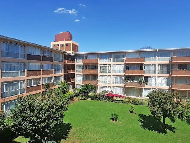 2 Bedroom Apartment To Let in Kew