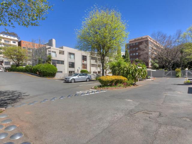 2 Bedroom Apartment To Let in Killarney | Zareena Kara Properties