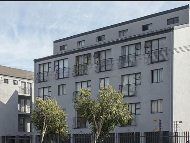 2 Bedroom Apartment To Let in Klipkop