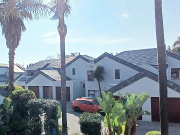 2 Bedroom Apartment To Let in Lakefield