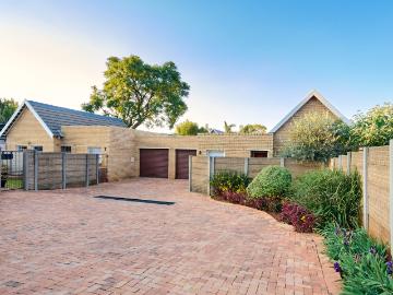 2 Bedroom Apartment To Let in Little Falls