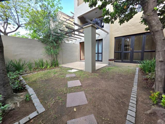 2 Bedroom Apartment Rented in Lonehill