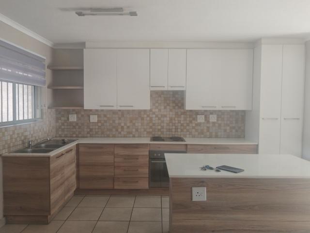 2 Bedroom Apartment To Let in Magalieskruin