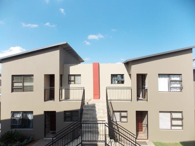 2 Bedroom Apartment To Let in Melodie