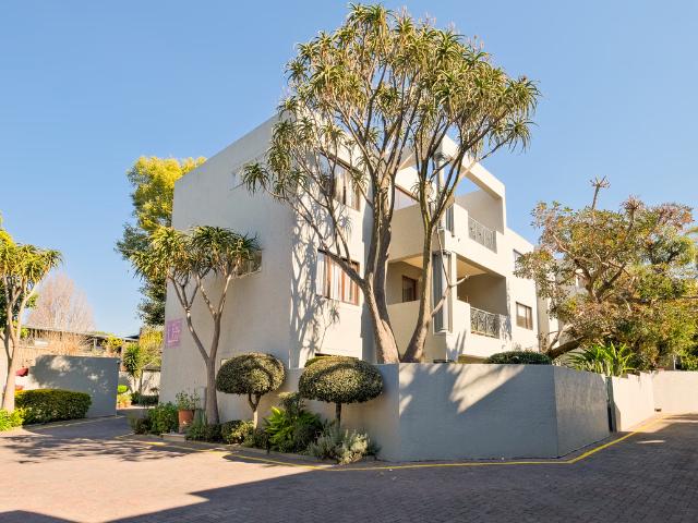 2 Bedroom Apartment To Let in Melrose North