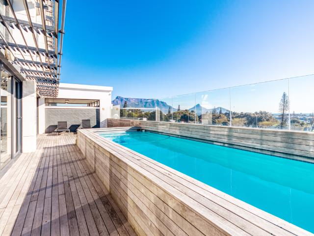 2 Bedroom Apartment To Let in Milnerton Central