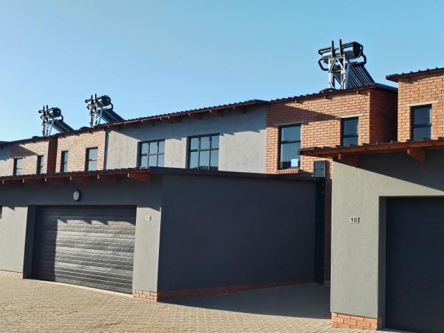 2 Bedroom Apartment To Let in Montana