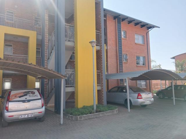 2 Bedroom Apartment To Let in Montana
