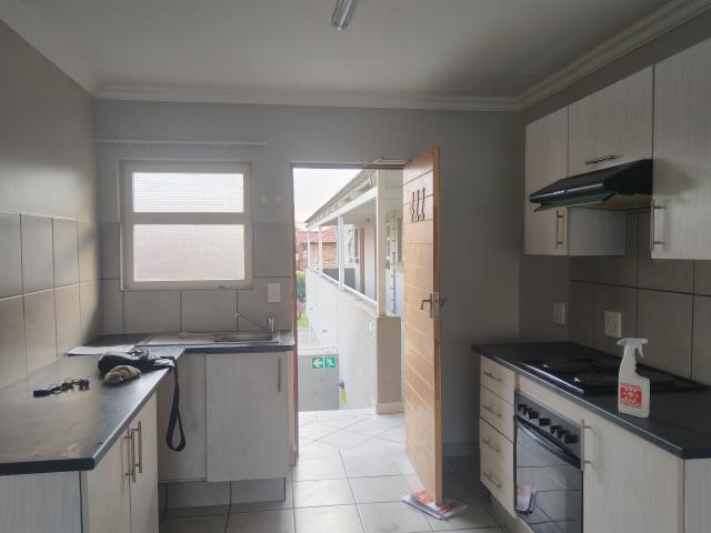 2 Bedroom Apartment To Let in Montana